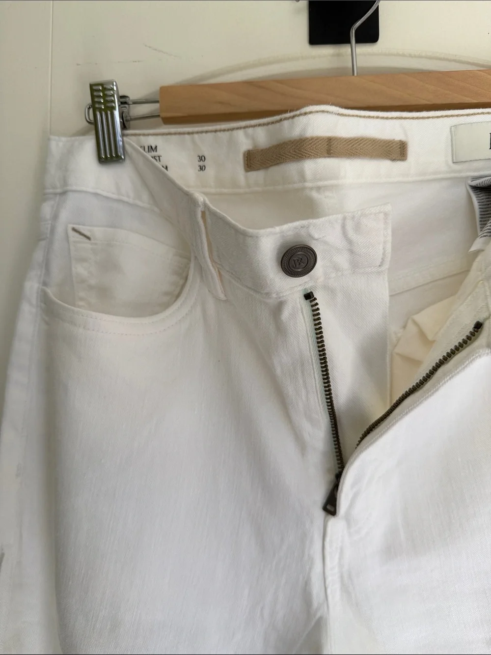 Banana Republic White Slim-Straight-Leg Men’s Linen Pants